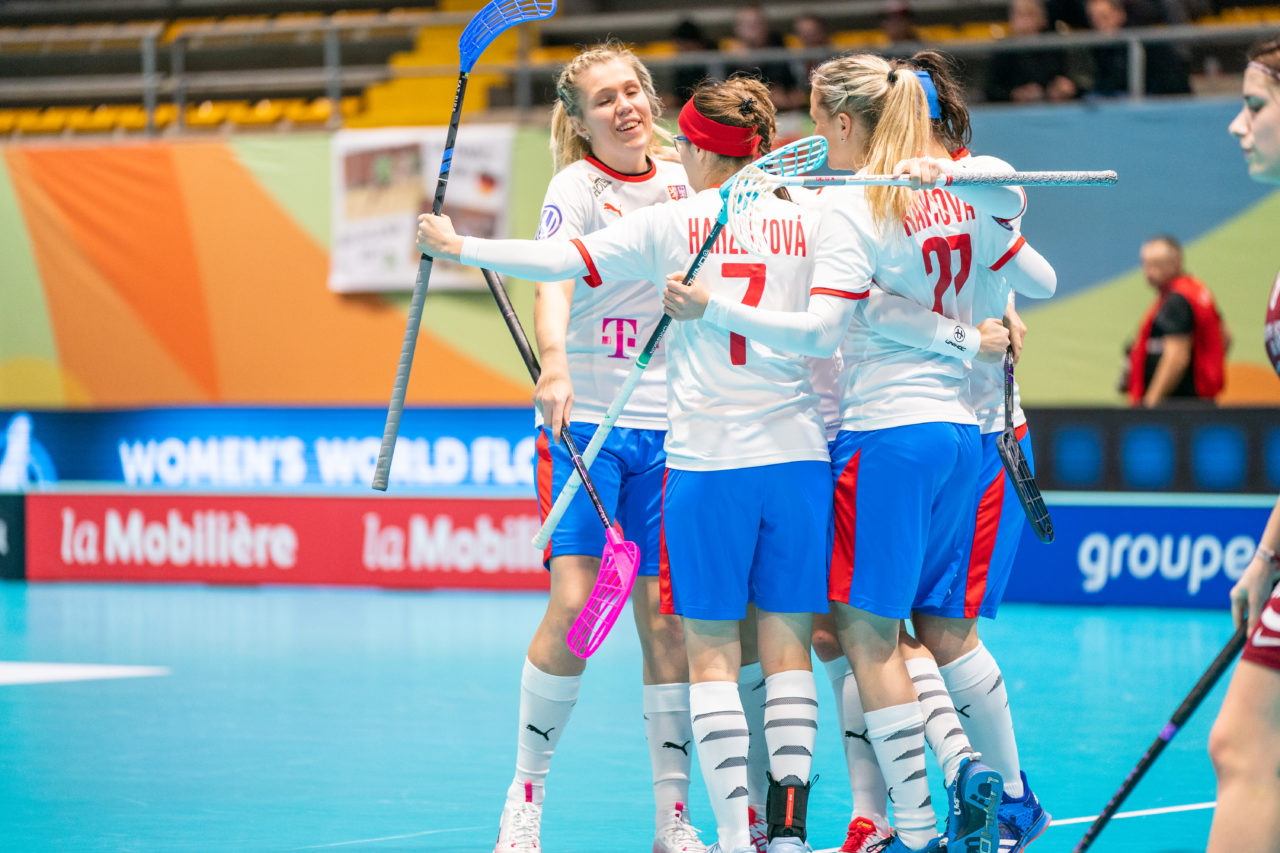 WFC 2019, Switzerland: 08.12.2019, Neuchâtel, Patinoire du Littoral, Goal team Czech Republic

Event page: neuchatel2019.ch
Credit: Claudio Schwarz, unihockey-fotos.ch