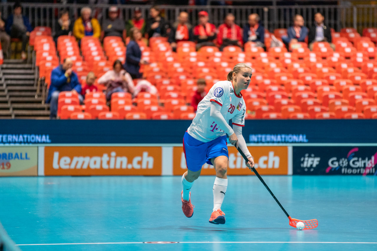 WFC 2019, Switzerland: 08.12.2019, Neuchâtel, Patinoire du Littoral, Kamila Paloncyová (#20, Czech Republic)

Event page: neuchatel2019.ch
Credit: Claudio Schwarz, unihockey-fotos.ch