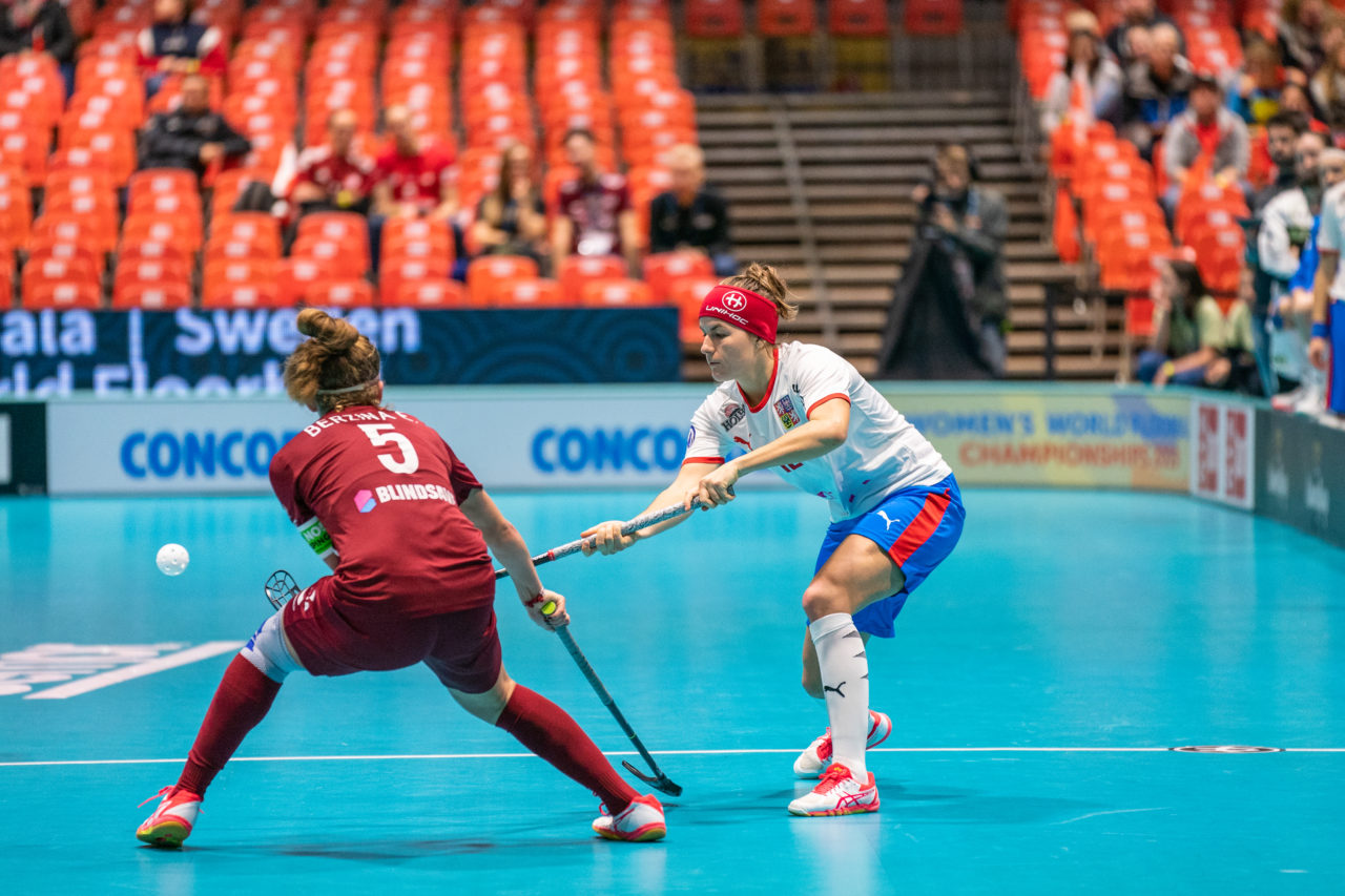 WFC 2019, Switzerland: 08.12.2019, Neuchâtel, Patinoire du Littoral, Hana Koníčková (#12, Czech Republic)

Event page: neuchatel2019.ch
Credit: Claudio Schwarz, unihockey-fotos.ch