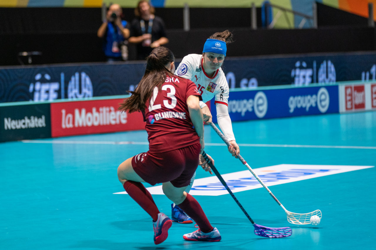 WFC 2019, Switzerland: 08.12.2019, Neuchâtel, Patinoire du Littoral, Natálie Martináková (#15, Czech Republic)

Event page: neuchatel2019.ch
Credit: Claudio Schwarz, unihockey-fotos.ch
