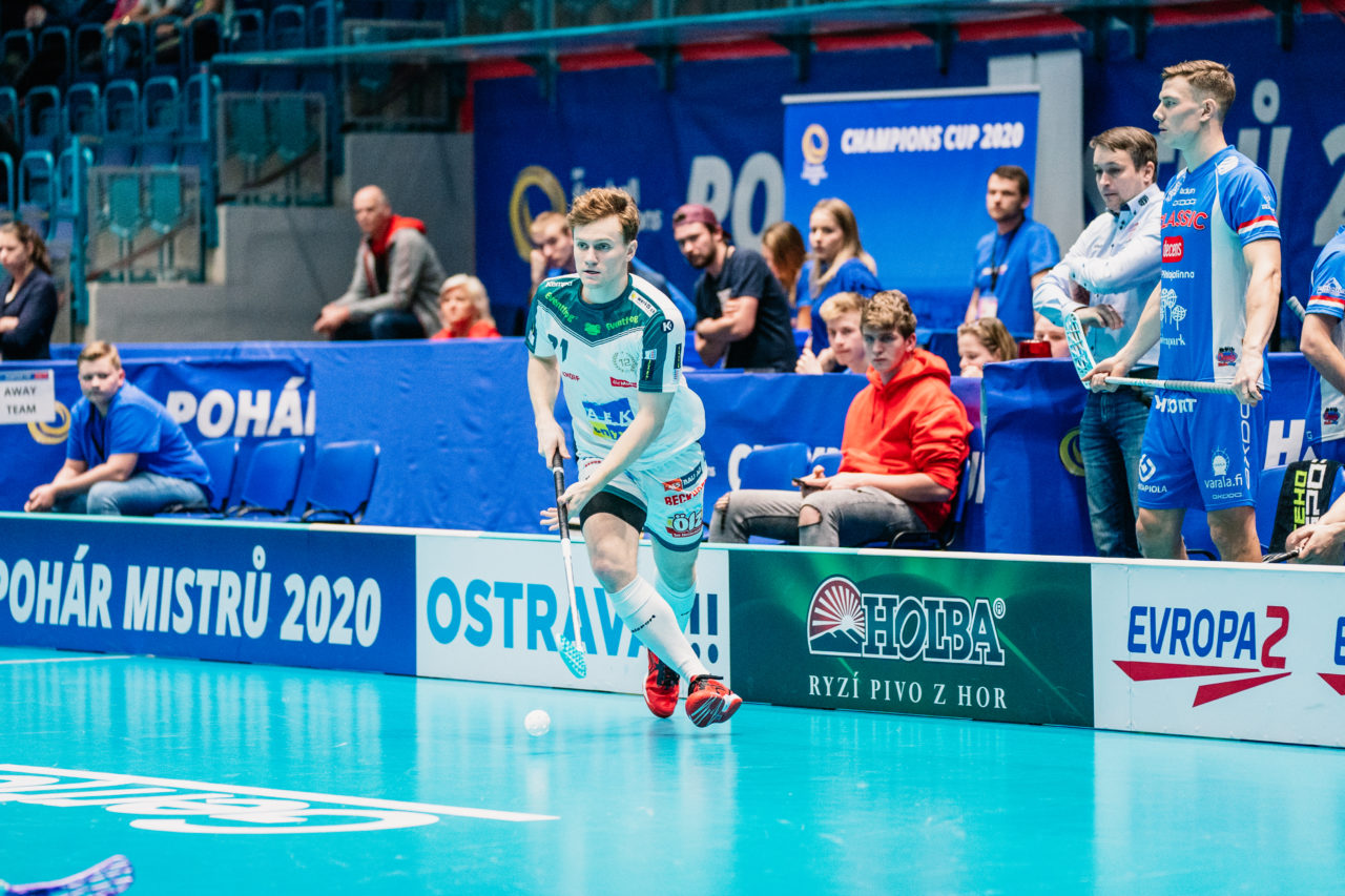 Champions Cup Ostrava - Semifinal 2 Men, Czech Republic: 11.01.2020, Ostrava, RT TORAX ARENA, Burki Jan (Nr. 71, SV Wiler-Ersigen) am Ball

Credit: Claudio Schwarz, unihockey-fotos.ch