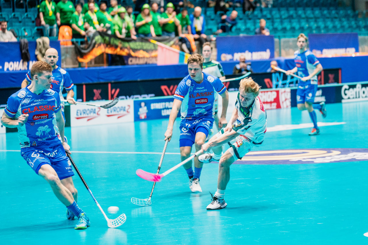 Champions Cup Ostrava - Semifinal 2 Men, Czech Republic: 11.01.2020, Ostrava, RT TORAX ARENA, Pylsy Joonas (Nr. 91, SV Wiler-Ersigen) schiesst

Credit: Claudio Schwarz, unihockey-fotos.ch