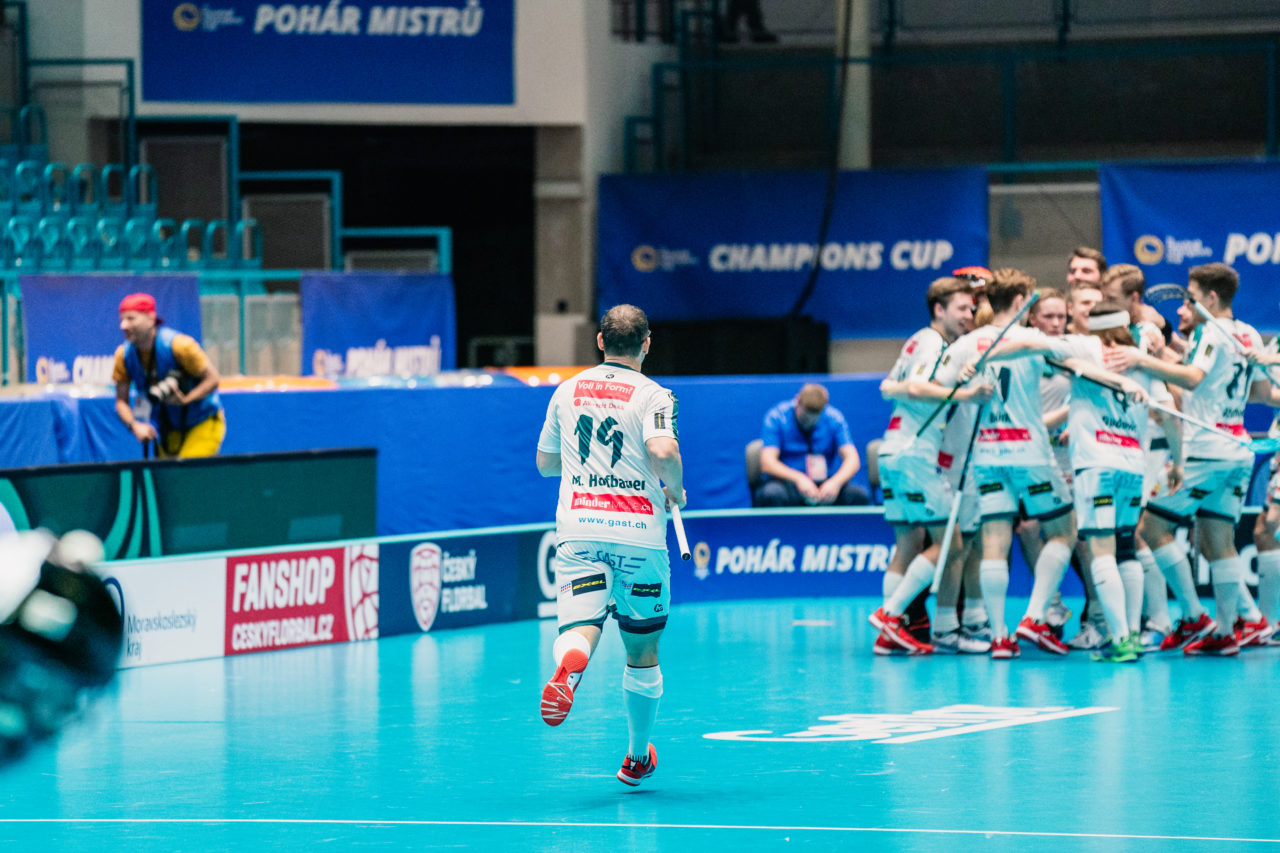 Champions Cup Ostrava - Semifinal 2 Men, Czech Republic: 11.01.2020, Ostrava, RT TORAX ARENA, Hofbauer Matthias (Nr. 19, SV Wiler-Ersigen)

Credit: Claudio Schwarz, unihockey-fotos.ch