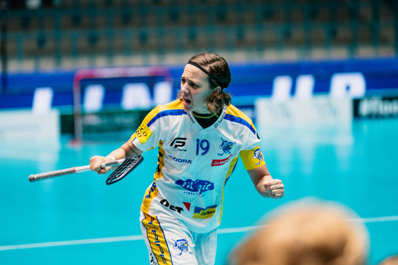 Champions Cup Ostrava - Semifinal 1, Czech Republic: 11.01.2020, Ostrava, RT TORAX ARENA, Julia Suter (Nr. 19, Kloten-Dietlikon Jets)

Credit: Claudio Schwarz, unihockey-fotos.ch