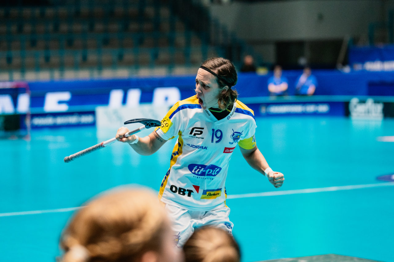 Champions Cup Ostrava - Semifinal 1, Czech Republic: 11.01.2020, Ostrava, RT TORAX ARENA, Julia Suter (Nr. 19, Kloten-Dietlikon Jets)

Credit: Claudio Schwarz, unihockey-fotos.ch