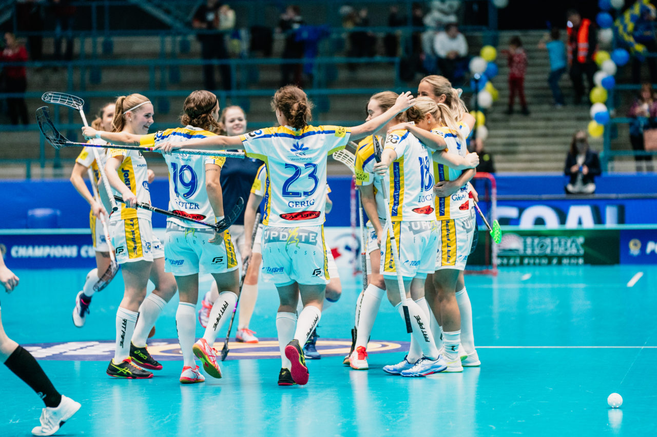 Champions Cup Ostrava - Semifinal 1, Czech Republic: 11.01.2020, Ostrava, RT TORAX ARENA, Torjubel Jets

Credit: Claudio Schwarz, unihockey-fotos.ch