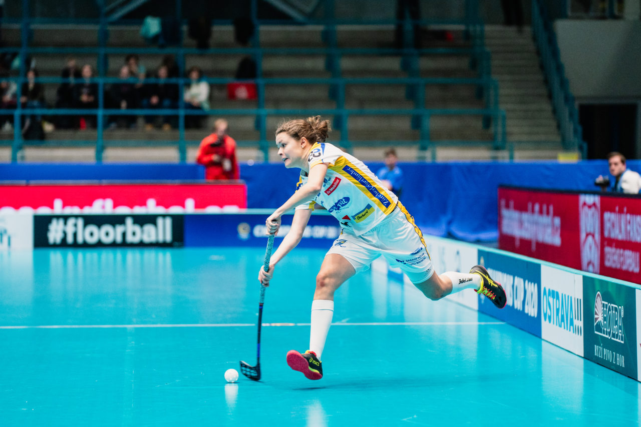 Champions Cup Ostrava - Semifinal 1, Czech Republic: 11.01.2020, Ostrava, RT TORAX ARENA, Isabelle Gerig (Nr. 23, Kloten-Dietlikon Jets) spielt den Ball

Credit: Claudio Schwarz, unihockey-fotos.ch