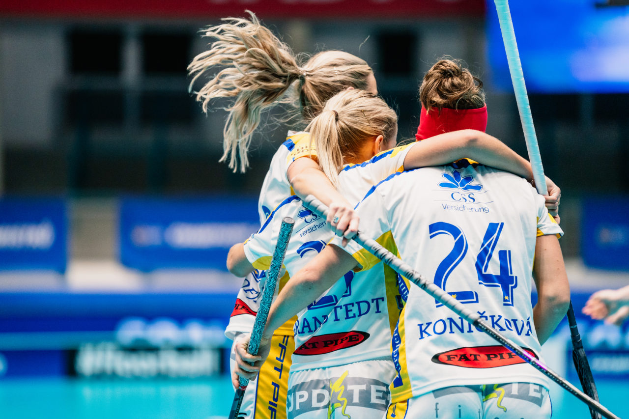 Champions Cup Ostrava - Semifinal 1, Czech Republic: 11.01.2020, Ostrava, RT TORAX ARENA, Torjubel Jets

Credit: Claudio Schwarz, unihockey-fotos.ch