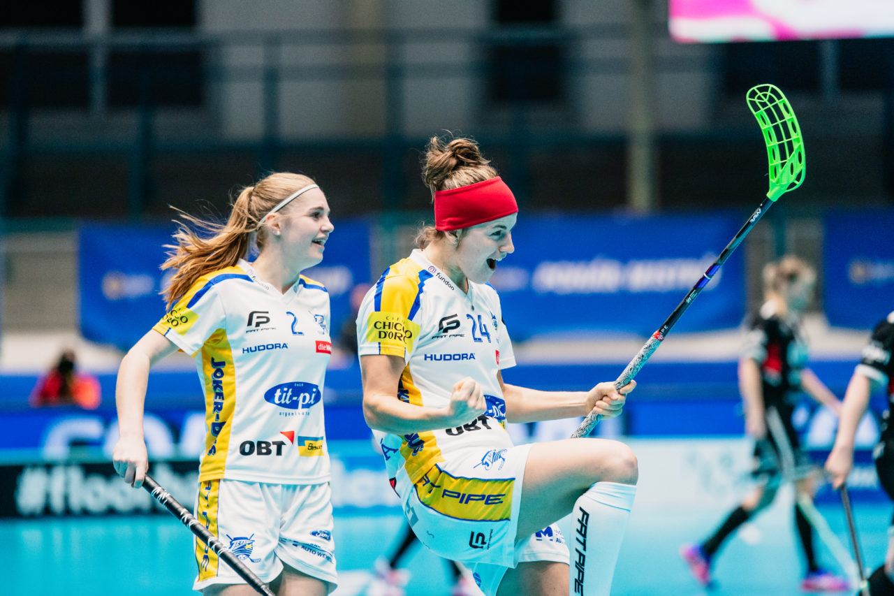 Champions Cup Ostrava - Semifinal 1, Czech Republic: 11.01.2020, Ostrava, RT TORAX ARENA, Hana Konickova (Nr. 24, Kloten-Dietlikon Jets) jubelt

Credit: Claudio Schwarz, unihockey-fotos.ch