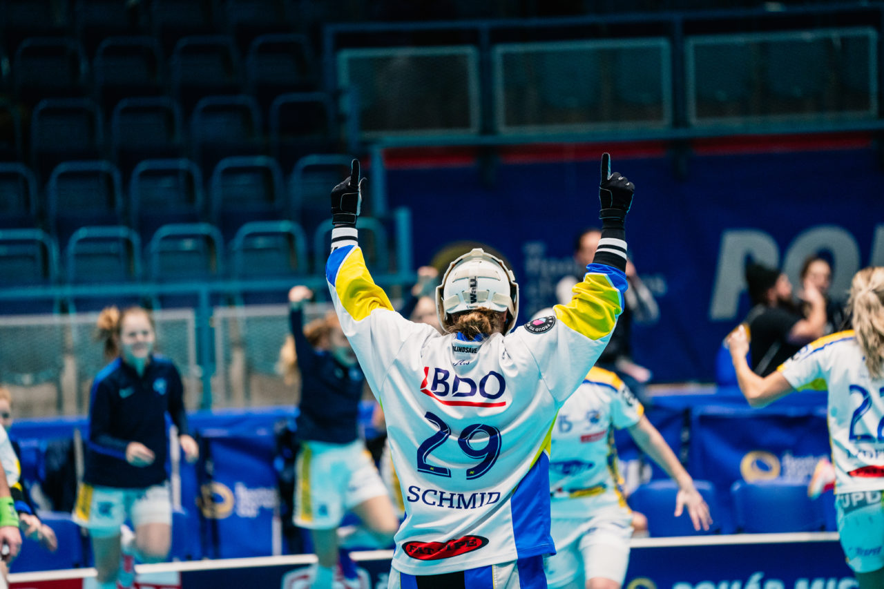 Champions Cup Ostrava - Semifinal 1, Czech Republic: 11.01.2020, Ostrava, RT TORAX ARENA, Monika Schmid (Nr. 29, Kloten-Dietlikon Jets) jubelt

Credit: Claudio Schwarz, unihockey-fotos.ch