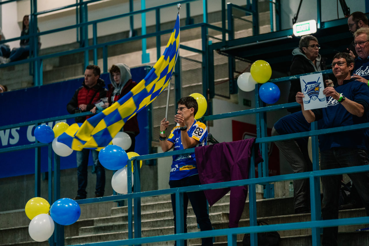 Champions Cup Ostrava - Semifinal 1, Czech Republic: 11.01.2020, Ostrava, RT TORAX ARENA, Jets Fans

Credit: Claudio Schwarz, unihockey-fotos.ch