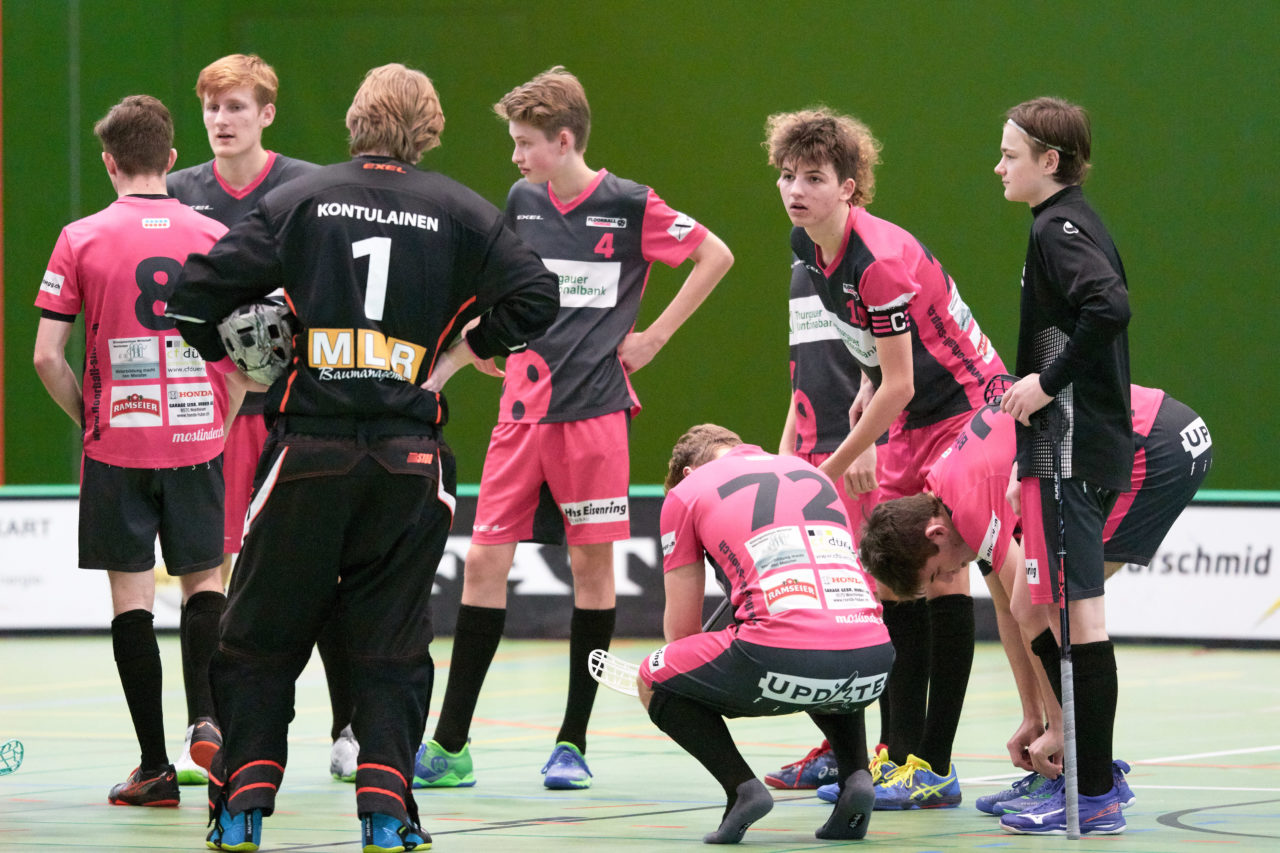 Zug United Junioren U18A Playoffs 
Zug United - Floorball Thurgau  Resultat 6 : 4 am 15. Februar 2020 in der Sporthalle der Kantonsschule Zug 
Bild: Michael Peter