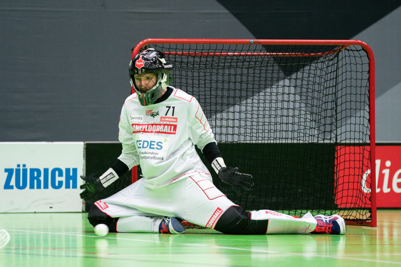 Herren NLA Runde 22, Switzerland: 16.02.2020, Zürich, Hardau, Jonas Wittwer (Nr. 71, Alligator Malans) pariert

Credit: Claudio Schwarz, unihockey-fotos.ch