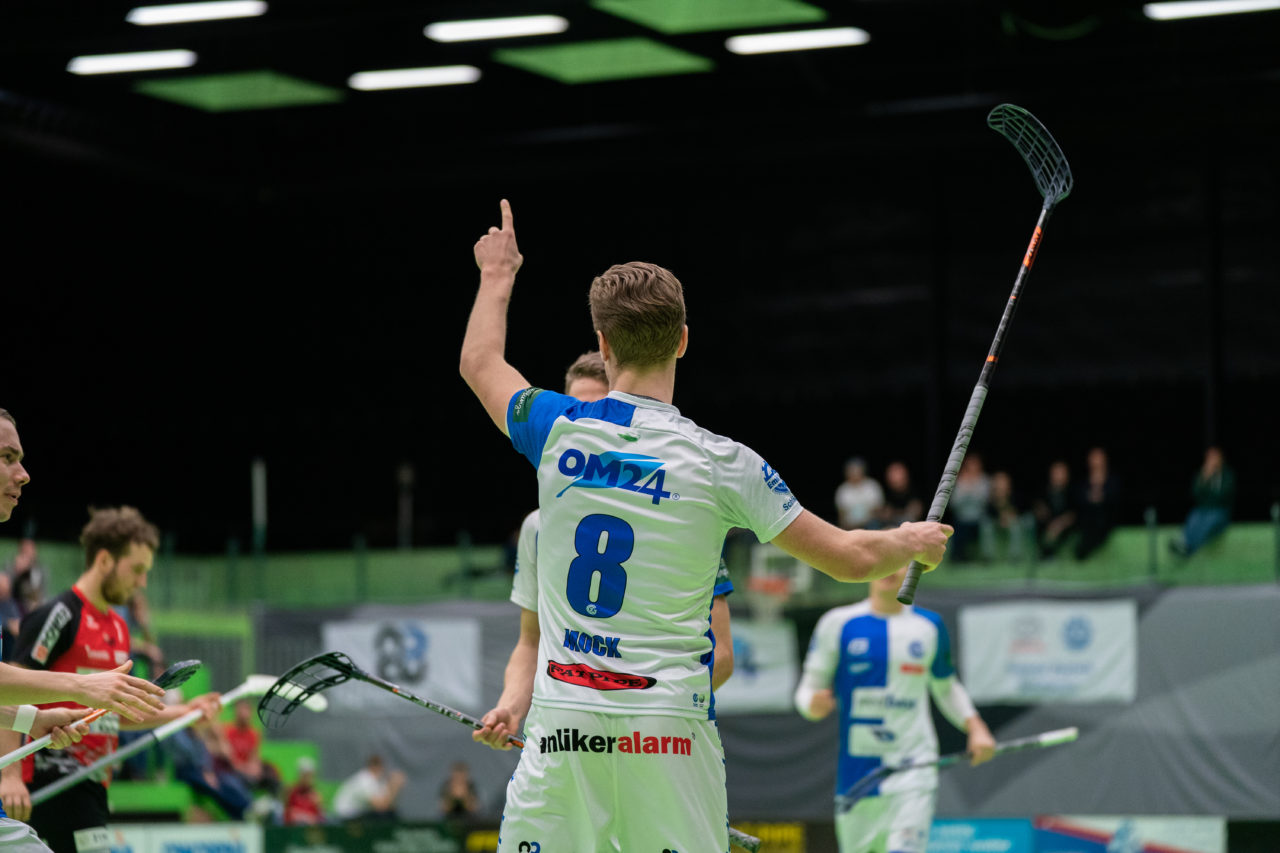 Herren NLA Runde 22, Switzerland: 16.02.2020, Zürich, Hardau, Moritz Mock (Nr. 8, GC Unihockey) bejubelt seinen Treffer

Credit: Claudio Schwarz, unihockey-fotos.ch