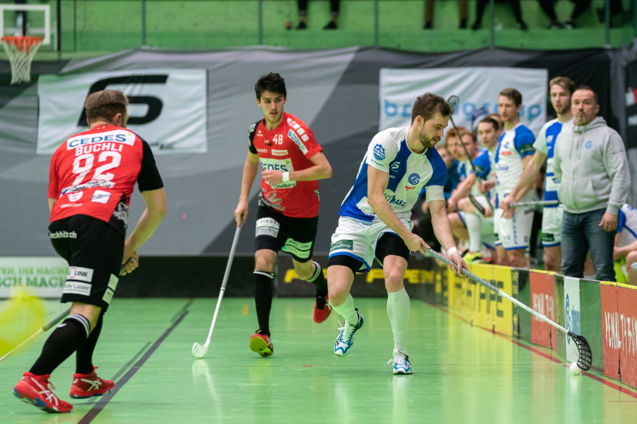 Herren NLA Runde 22, Switzerland: 16.02.2020, Zürich, Hardau, Luca Graf (Nr. 97, GC Unihockey) am Ball

Credit: Claudio Schwarz, unihockey-fotos.ch