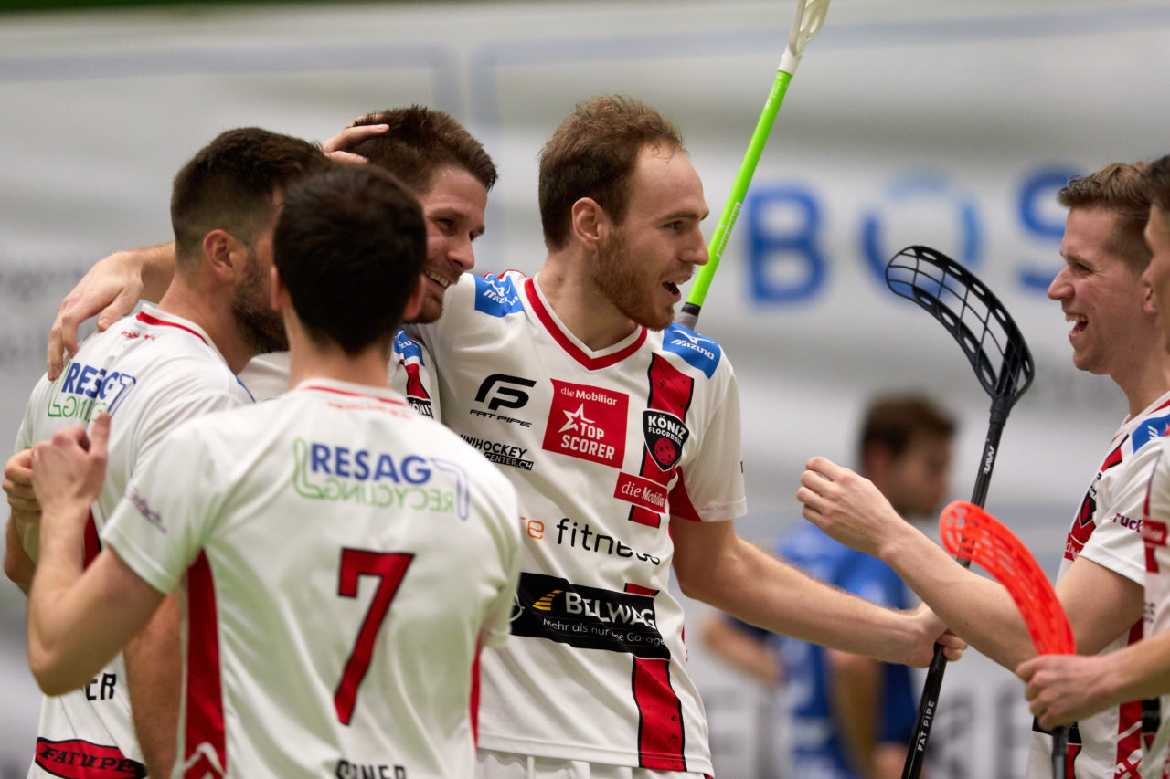 Zug United - Floorball Köniz 
Playoff Viertelfinal 2. Spiel 
Resultat 6 : 5 nach Verlängerung am 1. März 2020 in der Sporthalle der Kantonsschule Zug 
Bild: Michael Peter