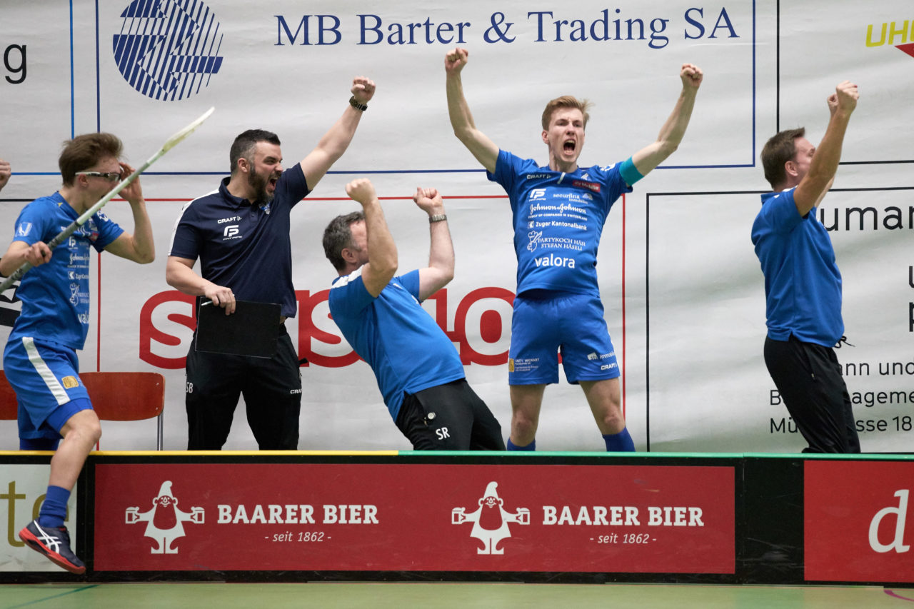 Zug United - Floorball Köniz 
Playoff Viertelfinal 2. Spiel 
Resultat 6 : 5 nach Verlängerung am 1. März 2020 in der Sporthalle der Kantonsschule Zug 
Bild: Michael Peter