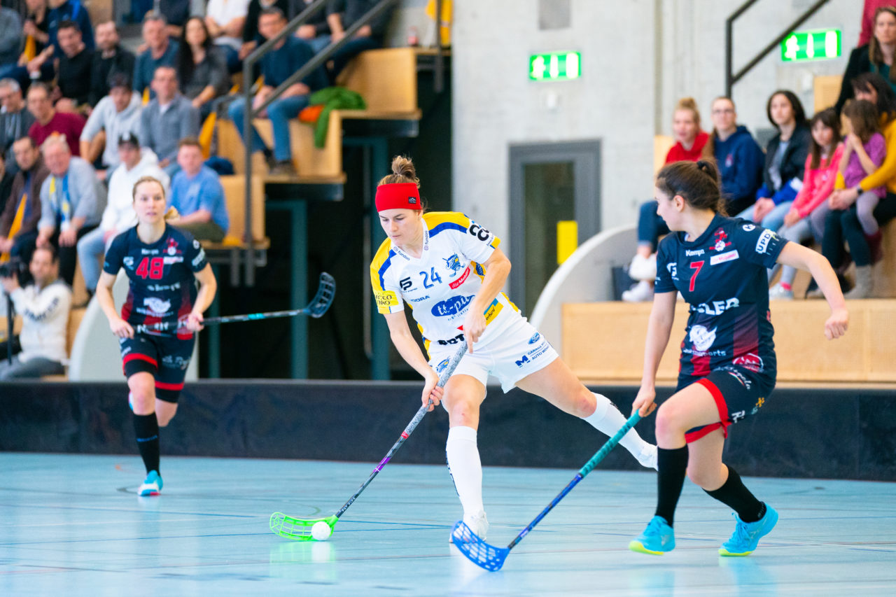 Damen NLA Playoff Viertelfinals, Spiel 2, Switzerland: 01.03.2020, Winterthur, Oberseen, Hana Konickova (Nr. 24, Kloten-Dietlikon Jets) sucht den Abschluss

Credit: Claudio Schwarz, unihockey-fotos.ch