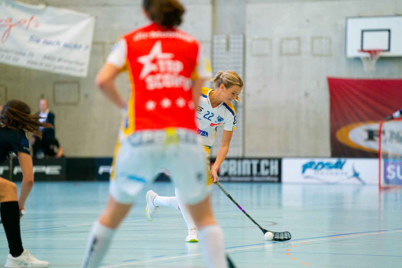 Damen NLA Playoff Viertelfinals, Spiel 2, Switzerland: 01.03.2020, Winterthur, Oberseen, Iza Rydfjäll (Nr. 22, Kloten-Dietlikon Jets) schiesst

Credit: Claudio Schwarz, unihockey-fotos.ch