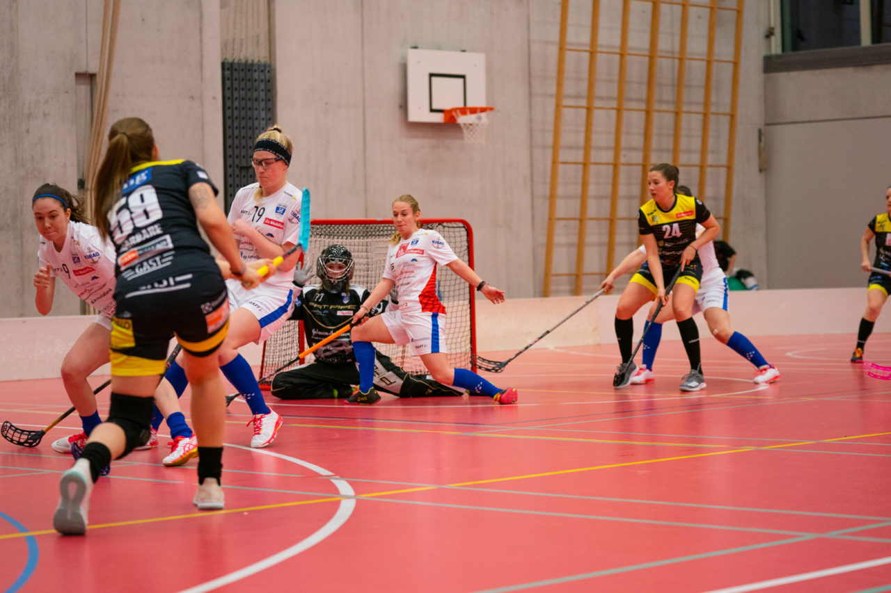 Damen NLA Playoff Viertelfinals, Spiel 3, Switzerland: 06.03.2020, Burgdorf, Schützenmatte, Micheline Müller (Nr. 77, Zug United) im Tor von Zug United

Credit: Claudio Schwarz, unihockey-fotos.ch