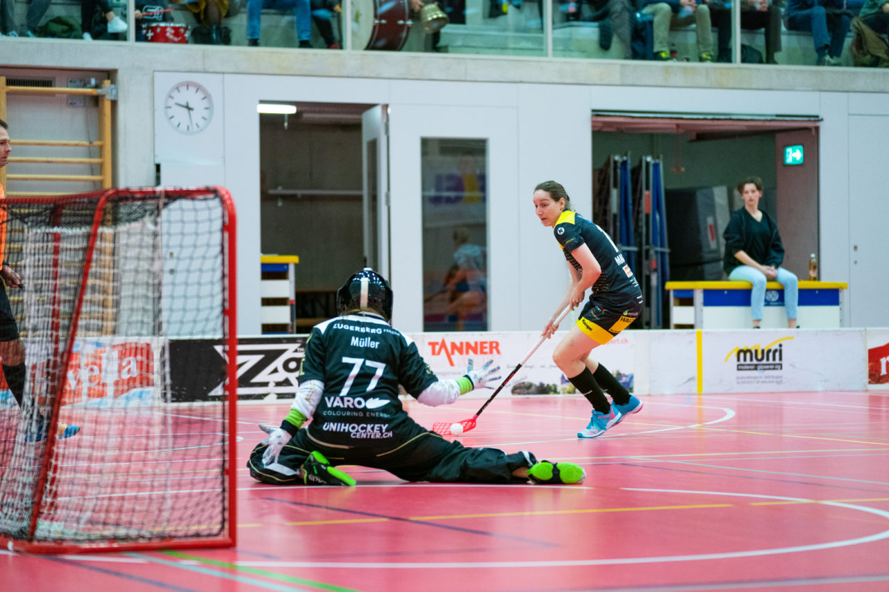Damen NLA Playoff Viertelfinals, Spiel 3, Switzerland: 06.03.2020, Burgdorf, Schützenmatte, Laura Marendaz (Nr. 17, Wizards Bern Burgdorf) am Ball

Credit: Claudio Schwarz, unihockey-fotos.ch