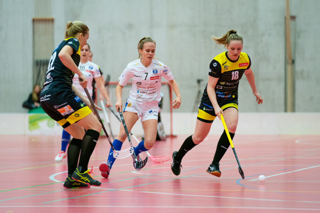 Damen NLA Playoff Viertelfinals, Spiel 3, Switzerland: 06.03.2020, Burgdorf, Schützenmatte, Lea Hanimann (Nr. 18, Wizards Bern Burgdorf) am Ball

Credit: Claudio Schwarz, unihockey-fotos.ch