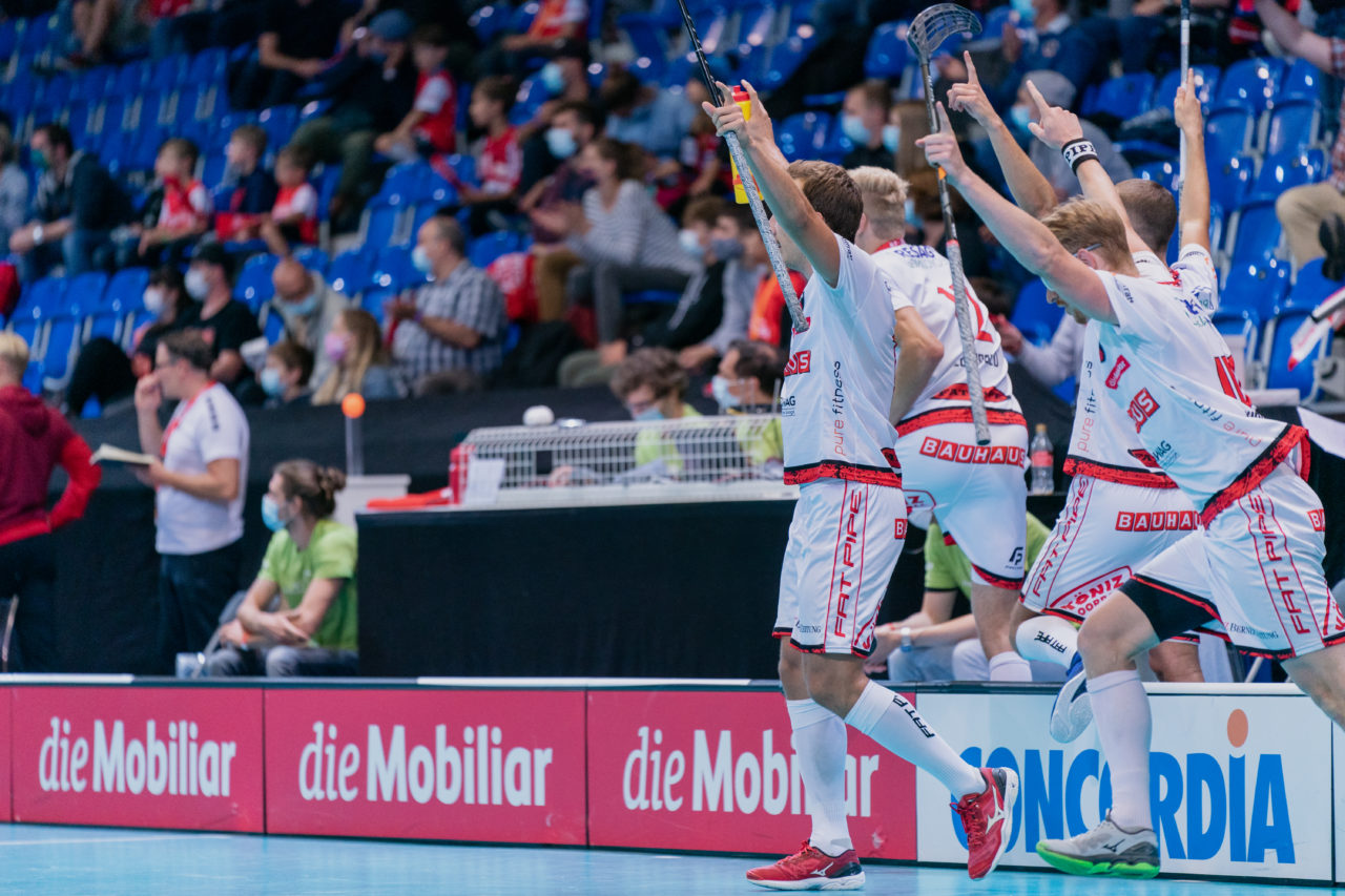 Supercup Final 4, Final Männer, Switzerland: 30.08.2020, Zürich, Saalsporthalle, Köniz jubelt

Credit: Claudio Schwarz, unihockey-fotos.ch