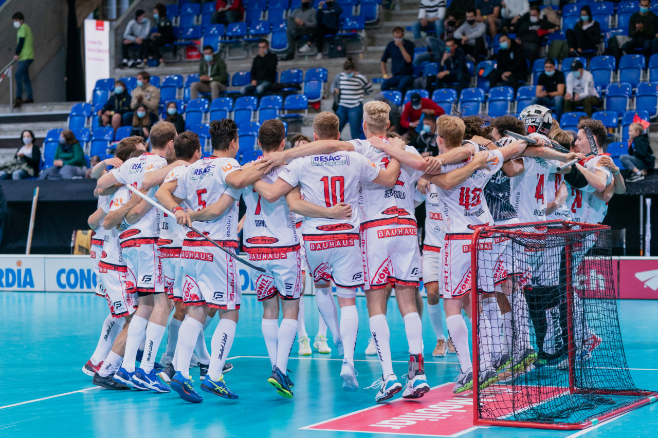 Supercup Final 4, Final Männer, Switzerland: 30.08.2020, Zürich, Saalsporthalle, Köniz bejubelt den Supercup Sieg

Credit: Claudio Schwarz, unihockey-fotos.ch