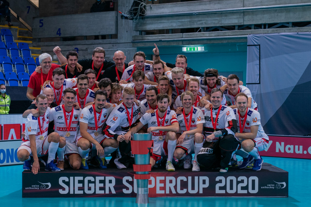 Supercup Final 4, Final Männer, Switzerland: 30.08.2020, Zürich, Saalsporthalle, Köniz gewinnt den Supercup

Credit: Claudio Schwarz, unihockey-fotos.ch