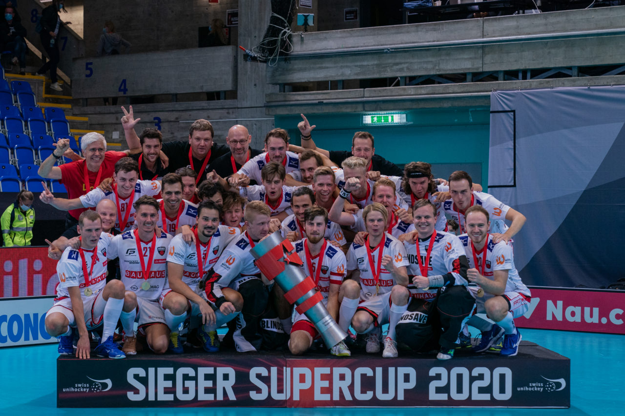 Supercup Final 4, Final Männer, Switzerland: 30.08.2020, Zürich, Saalsporthalle, Köniz gewinnt den Supercup

Credit: Claudio Schwarz, unihockey-fotos.ch