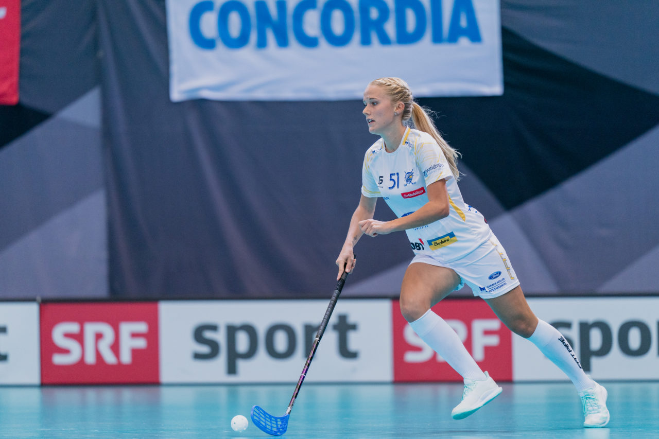 Supercup Final 4, Final Frauen, Switzerland: 30.08.2020, Zürich, Saalsporthalle, Sereina Zwissler (Nr. 51, Kloten-Dietlikon Jets) am Ball

Credit: Claudio Schwarz, unihockey-fotos.ch