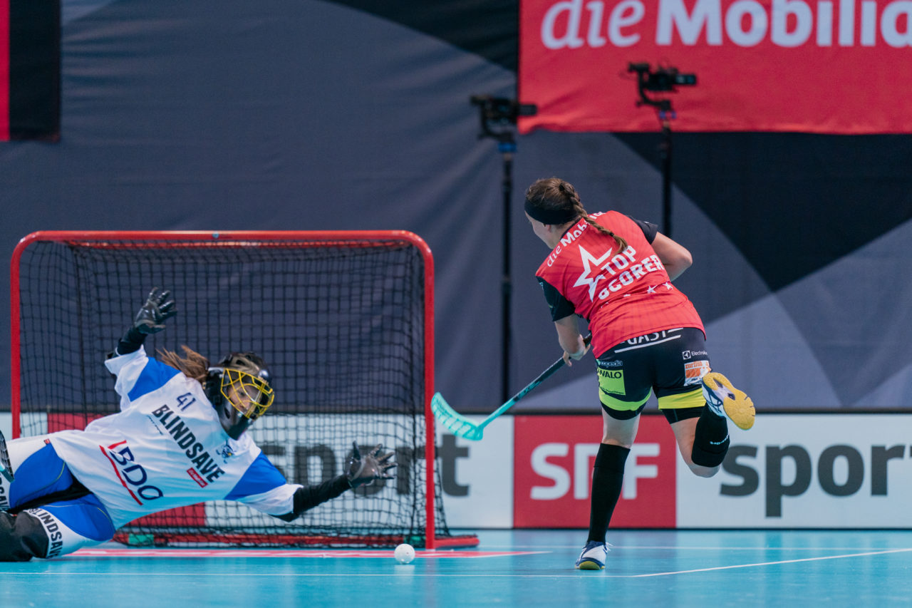 Supercup Final 4, Final Frauen, Switzerland: 30.08.2020, Zürich, Saalsporthalle, Andrea Wildermuth (Nr. 91, Wizards Bern Burgdorf) trifft

Credit: Claudio Schwarz, unihockey-fotos.ch