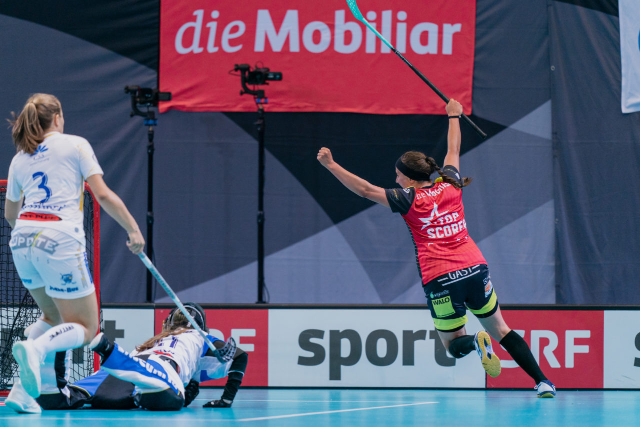 Supercup Final 4, Final Frauen, Switzerland: 30.08.2020, Zürich, Saalsporthalle, Andrea Wildermuth (Nr. 91, Wizards Bern Burgdorf) trifft

Credit: Claudio Schwarz, unihockey-fotos.ch