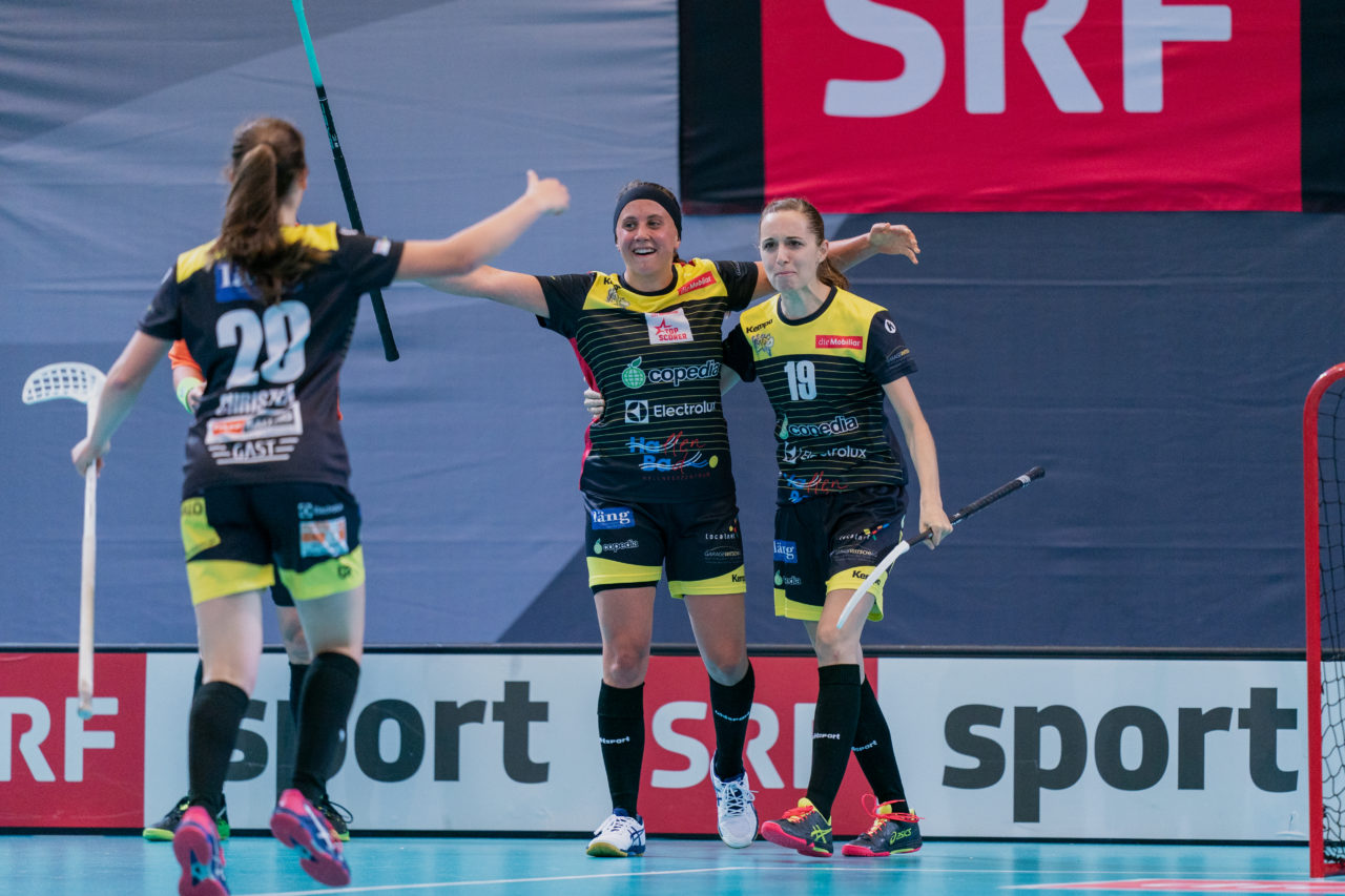 Supercup Final 4, Final Frauen, Switzerland: 30.08.2020, Zürich, Saalsporthalle, die Wizards jubeln

Credit: Claudio Schwarz, unihockey-fotos.ch