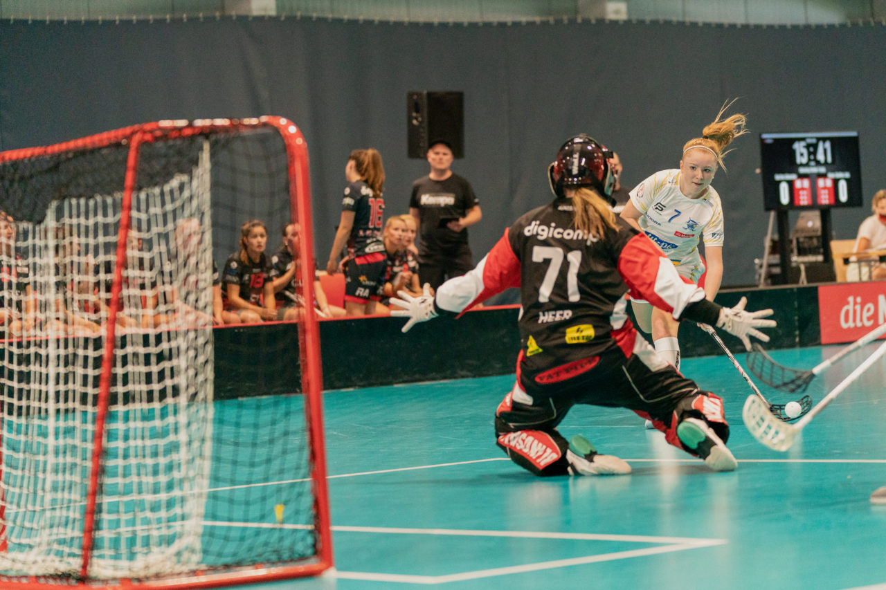 Mobiliar Trophy, Red Ants Rychenberg Winterthur - Kloten-Dietlikon Jets, Switzerland: 21.08.2020, Winterthur, Win-4 Trainingshalle, Rahel Rieder (Nr. 7, Kloten-Dietlikon Jets) schiesst

Credit: Claudio Schwarz, unihockey-fotos.ch
