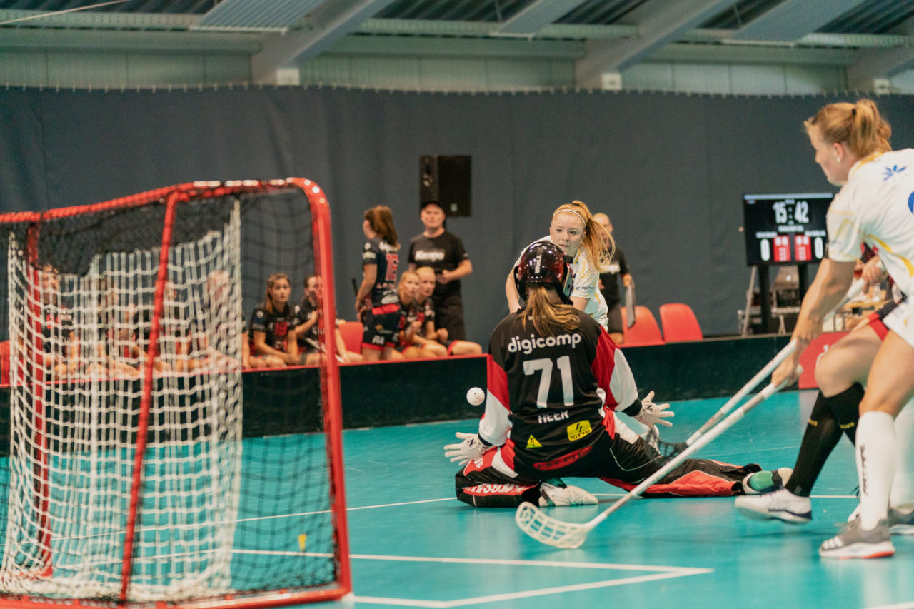 Mobiliar Trophy, Red Ants Rychenberg Winterthur - Kloten-Dietlikon Jets, Switzerland: 21.08.2020, Winterthur, Win-4 Trainingshalle, Rahel Rieder (Nr. 7, Kloten-Dietlikon Jets) verzieht

Credit: Claudio Schwarz, unihockey-fotos.ch
