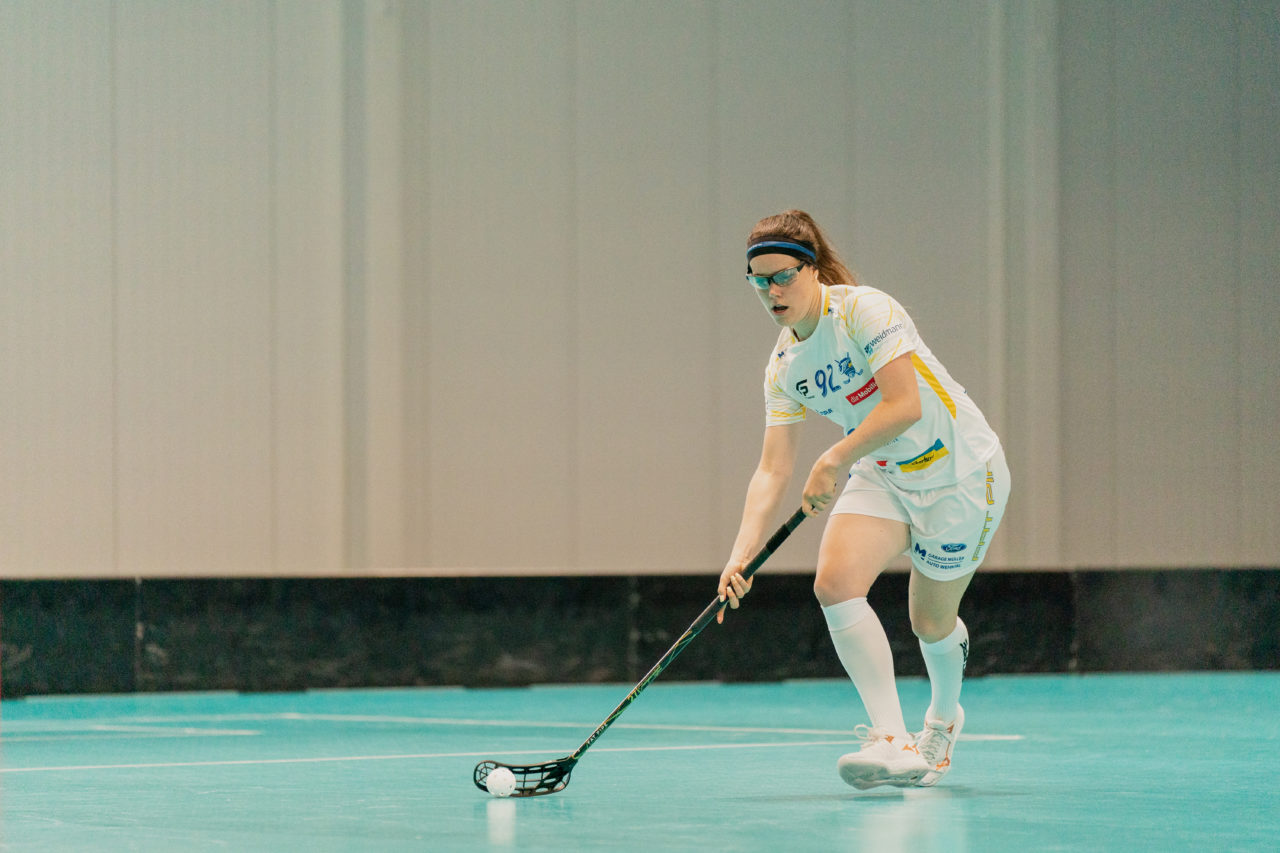 Mobiliar Trophy, Red Ants Rychenberg Winterthur - Kloten-Dietlikon Jets, Switzerland: 21.08.2020, Winterthur, Win-4 Trainingshalle, Tanja Bühler (Nr. 92, Kloten-Dietlikon Jets) am Ball

Credit: Claudio Schwarz, unihockey-fotos.ch