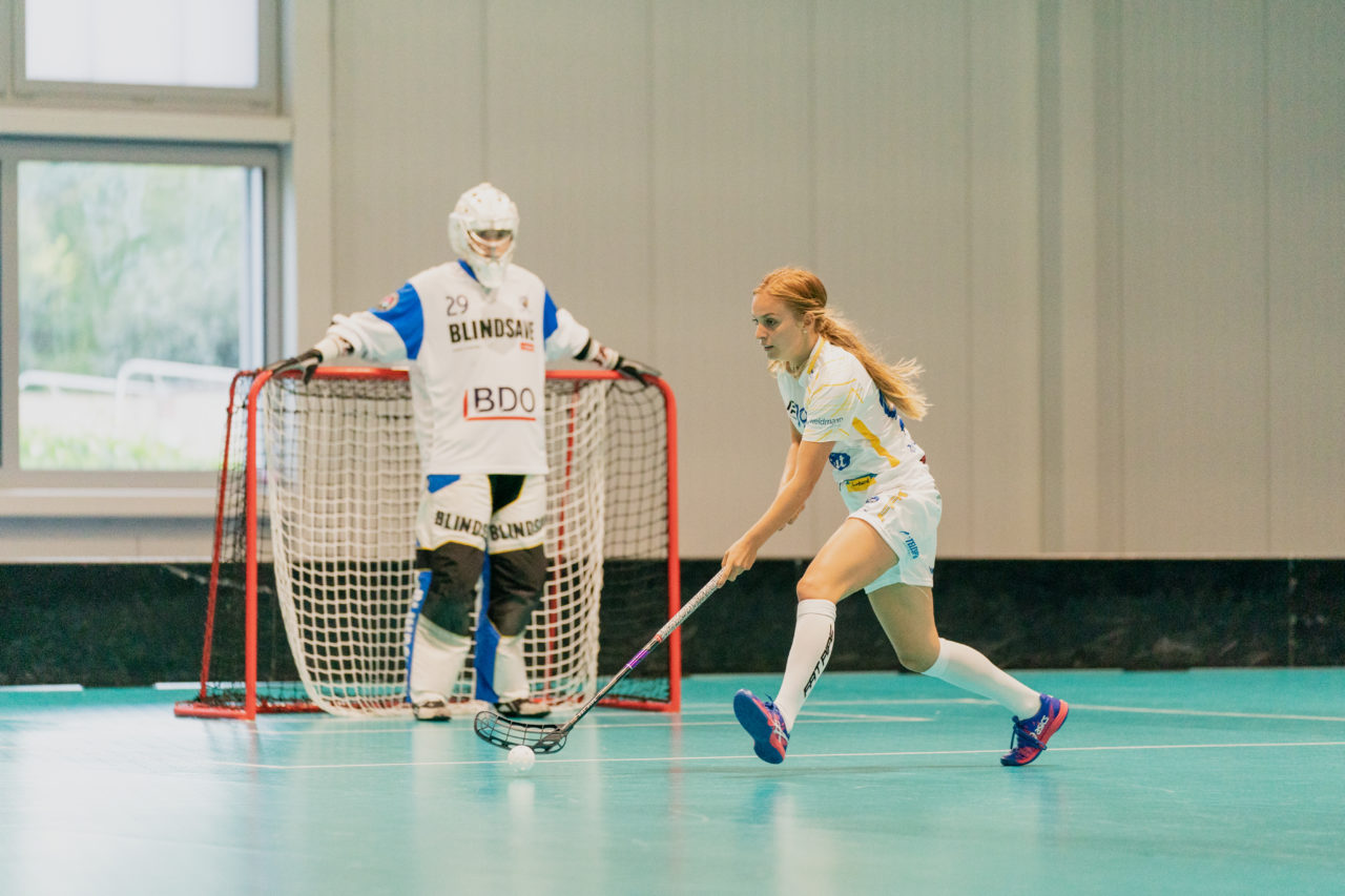 Mobiliar Trophy, Red Ants Rychenberg Winterthur - Kloten-Dietlikon Jets, Switzerland: 21.08.2020, Winterthur, Win-4 Trainingshalle, Ladina Müller (Nr. 99, Kloten-Dietlikon Jets) am Ball

Credit: Claudio Schwarz, unihockey-fotos.ch