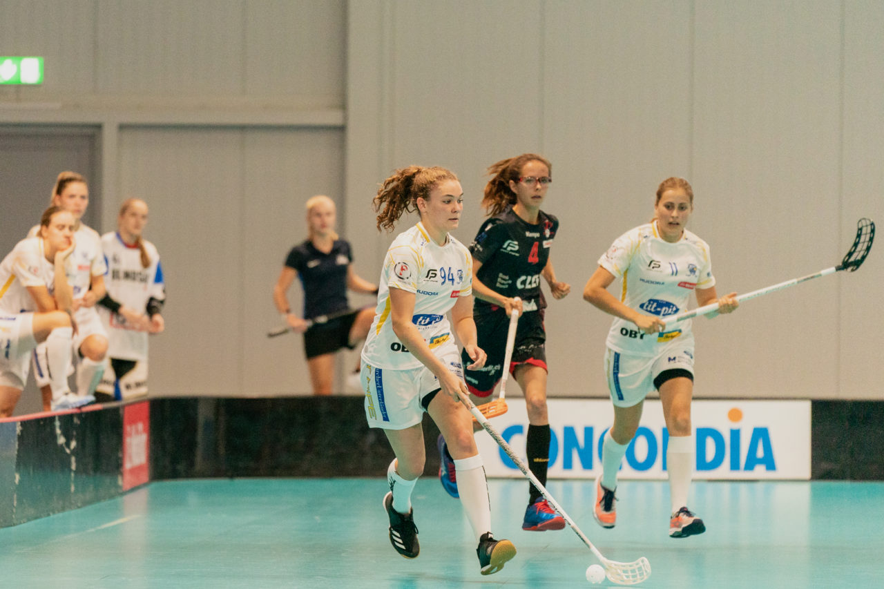 Mobiliar Trophy, Red Ants Rychenberg Winterthur - Kloten-Dietlikon Jets, Switzerland: 21.08.2020, Winterthur, Win-4 Trainingshalle, Noomi Überschlag (Nr. 94, Kloten-Dietlikon Jets) am Ball

Credit: Claudio Schwarz, unihockey-fotos.ch