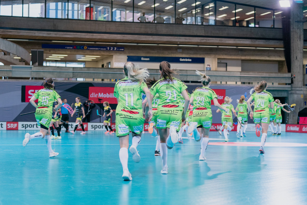 Supercup Final 4, 2. Halbfinal Frauen, Switzerland: 29.08.2020, Zürich, Saalsporthalle, die Skorps bejubeln das 0:2

Credit: Claudio Schwarz, unihockey-fotos.ch