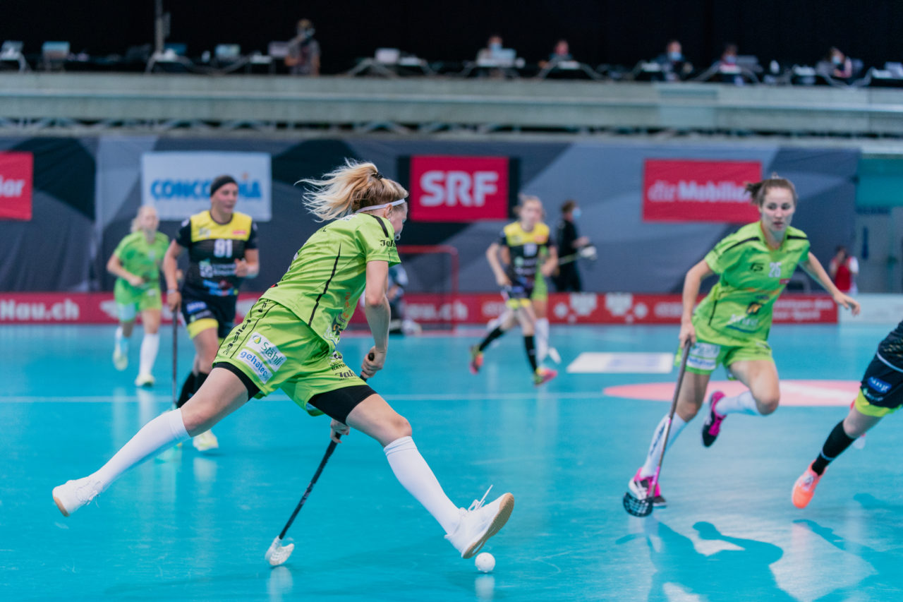 Supercup Final 4, 2. Halbfinal Frauen, Switzerland: 29.08.2020, Zürich, Saalsporthalle, Sonia Brechbühl (Nr. 5, Skorpion Emmental Zollbrück) schiesst

Credit: Claudio Schwarz, unihockey-fotos.ch