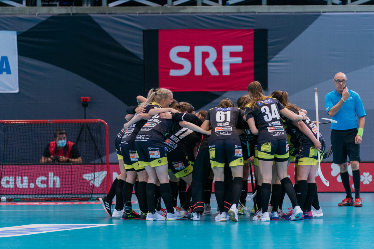 Supercup Final 4, 2. Halbfinal Frauen, Switzerland: 29.08.2020, Zürich, Saalsporthalle, die Wizards jubeln

Credit: Claudio Schwarz, unihockey-fotos.ch
