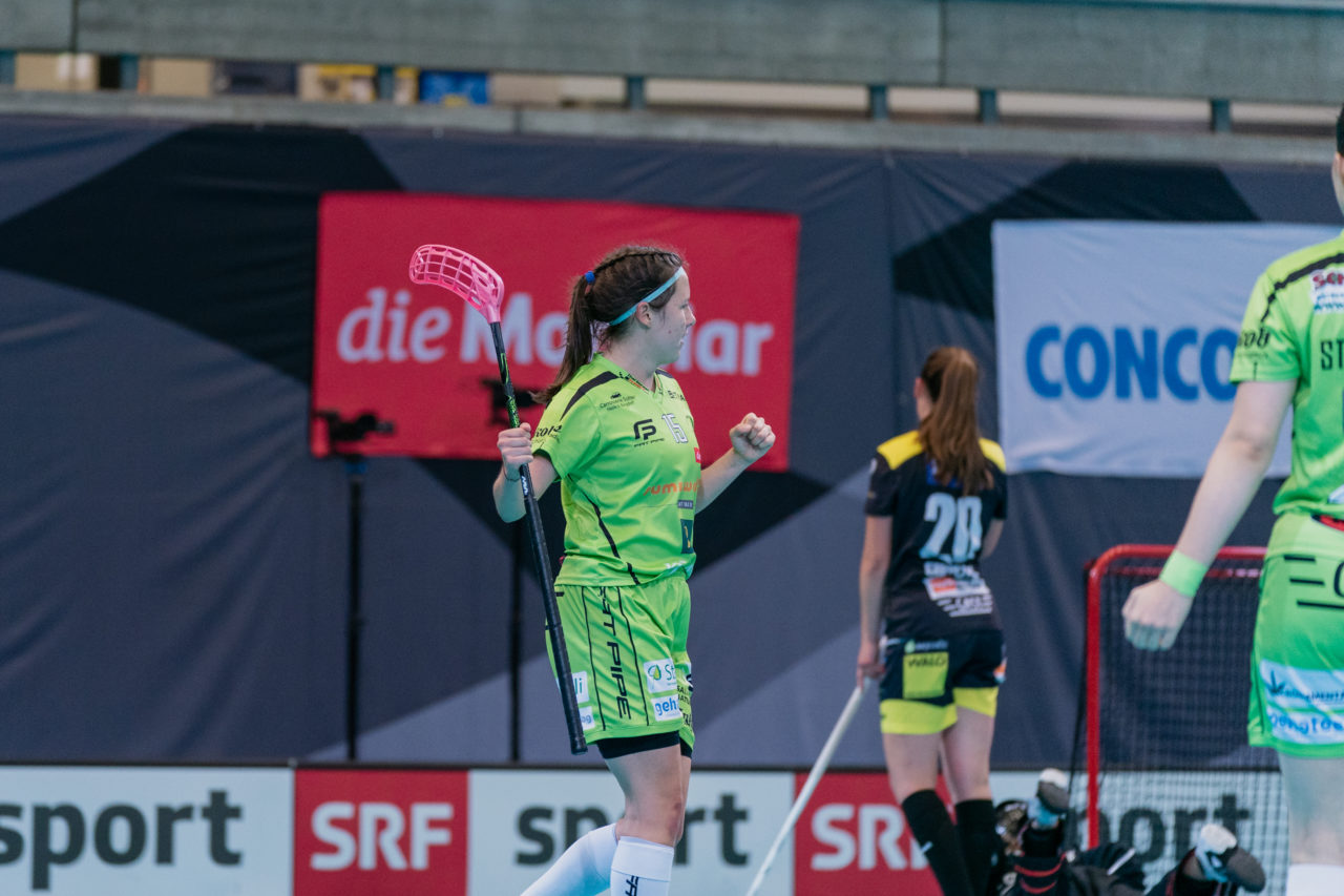 Supercup Final 4, 2. Halbfinal Frauen, Switzerland: 29.08.2020, Zürich, Saalsporthalle, Lucie Rezacova (Nr. 15, Skorpion Emmental Zollbrück) jubelt

Credit: Claudio Schwarz, unihockey-fotos.ch