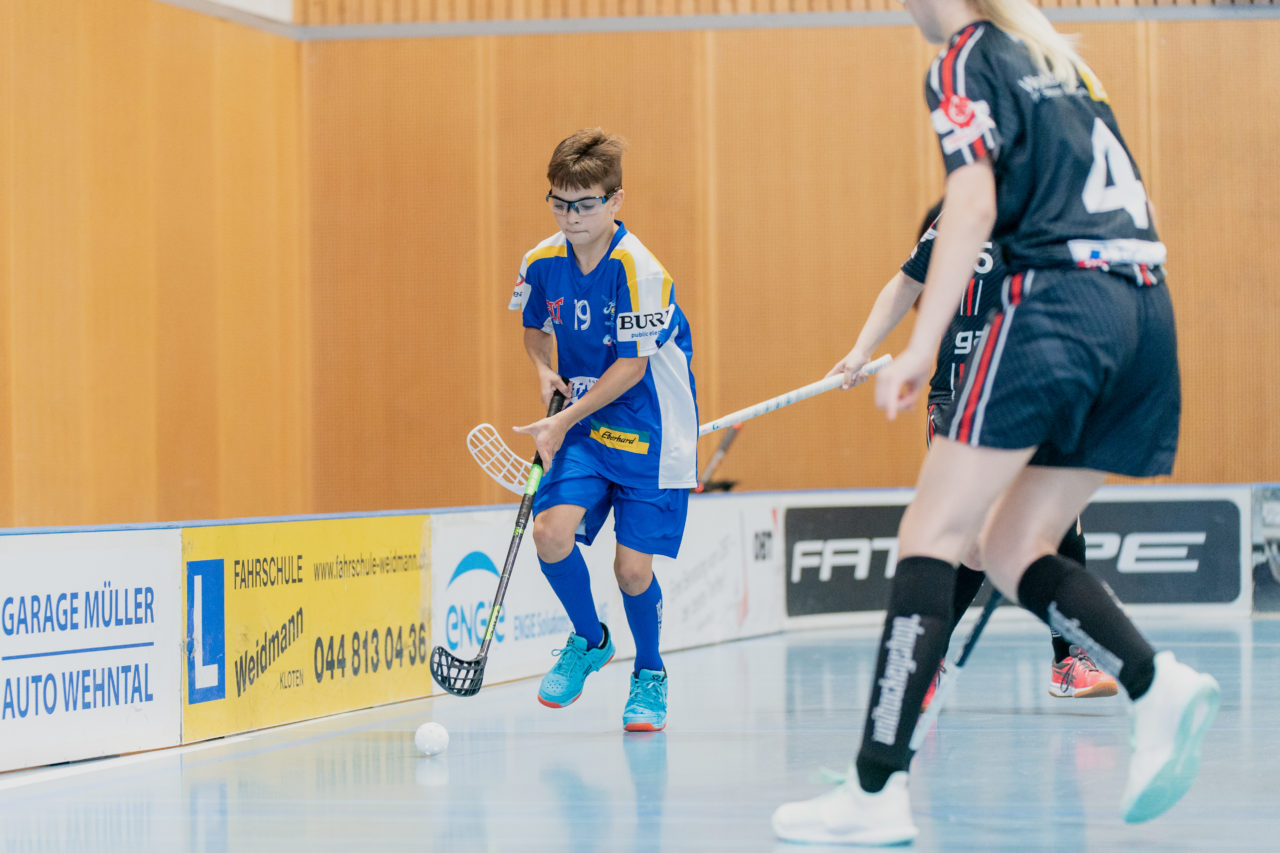 Junior/-innen U14/17 B Runde 1 2020/21, Switzerland: 27.09.2020, Kloten, Ruebisbach

Credit: Claudio Schwarz, unihockey-fotos.ch