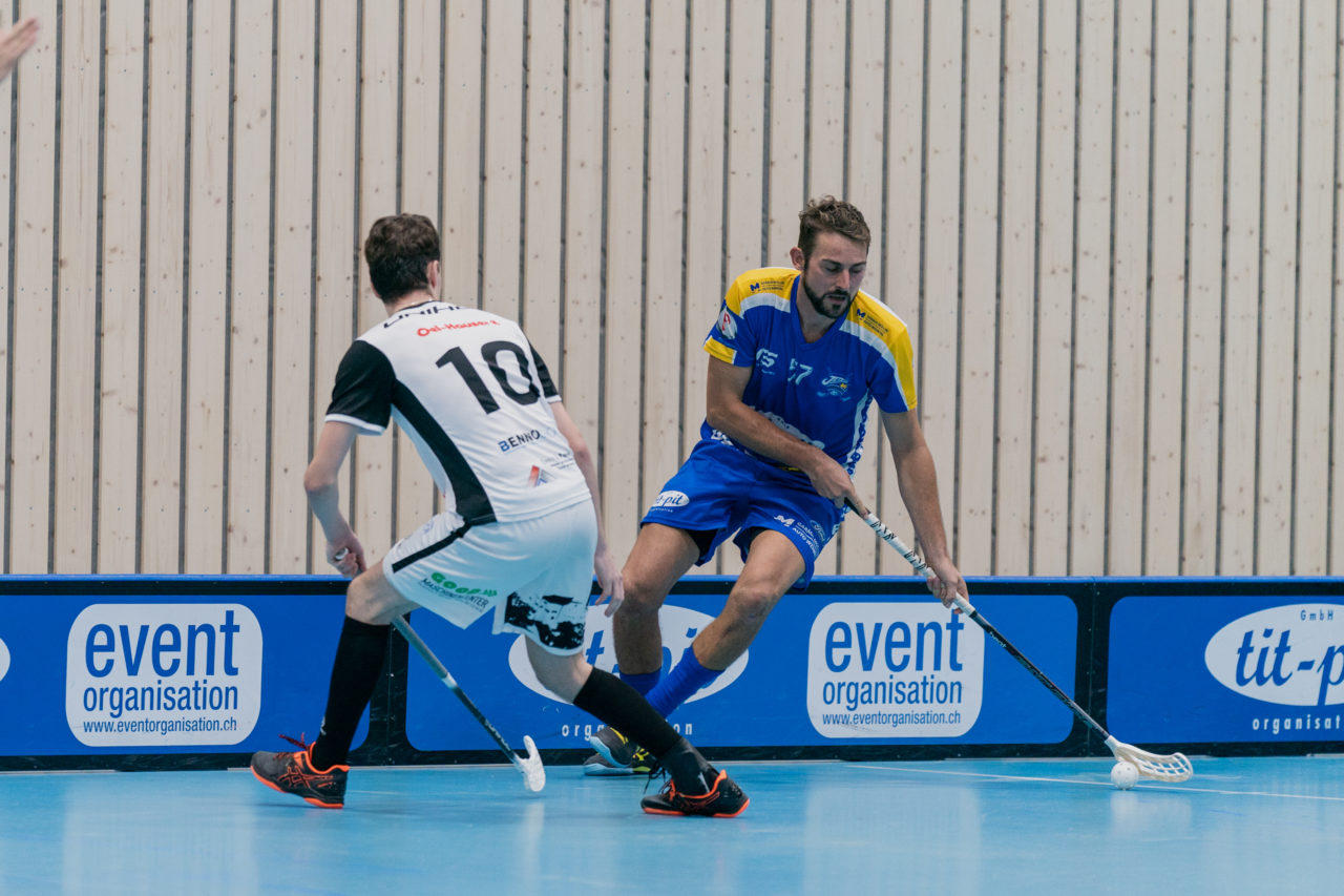 Männer NLB Runde 2 2020/21, Switzerland: 20.09.2020, Kloten, Stighag, Yannick Jaunin (Nr. 57, Kloten-Dietlikon Jets) am Ball

Credit: Claudio Schwarz, unihockey-fotos.ch