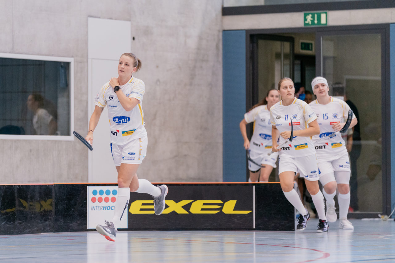 Frauen NLA 1. Runde 2020/21, Switzerland: 12.09.2020, Frauenfeld, Kantihalle, Mirjam Hintermann (Nr. 9, Kloten-Dietlikon Jets) läuft ein

Credit: Claudio Schwarz, unihockey-fotos.ch