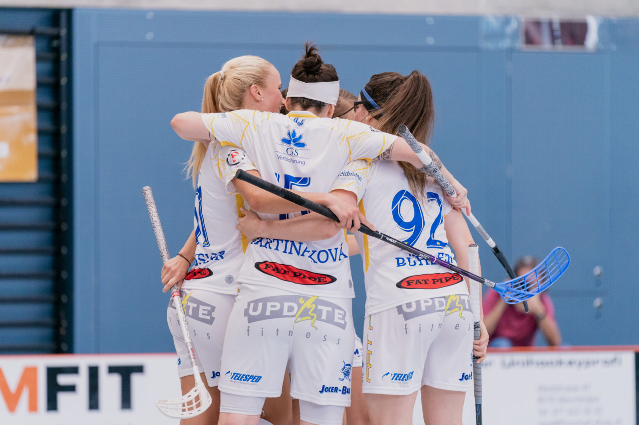 Frauen NLA 1. Runde 2020/21, Switzerland: 12.09.2020, Frauenfeld, Kantihalle, Jets Torjubel zum 0:2

Credit: Claudio Schwarz, unihockey-fotos.ch
