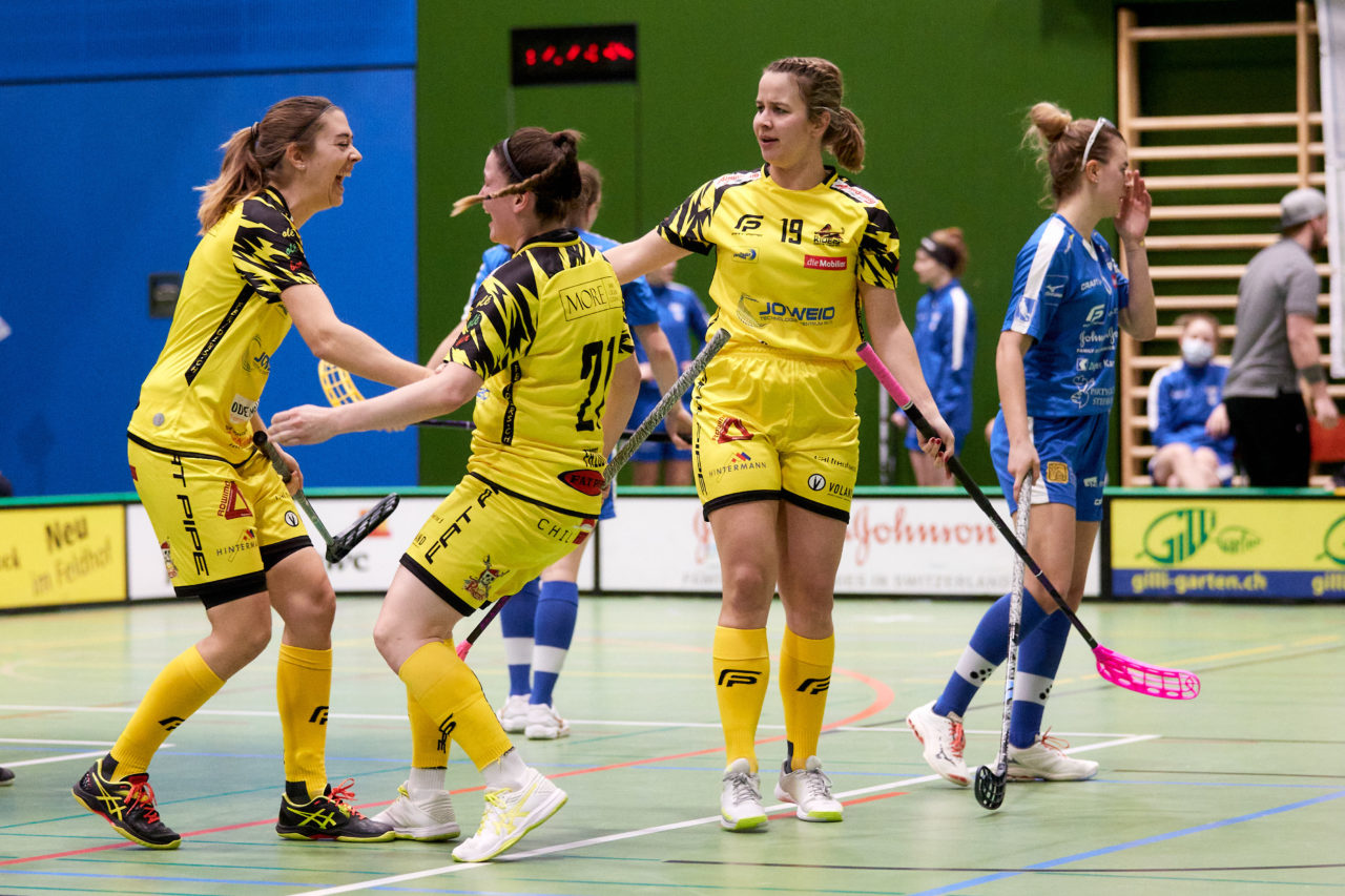 Zug United - Floorball Riders Dürnten-Bubikon-Rüti am  9. Januar 2021 in der Sporthalle der Kantonsschule Zug 
Bild: Michael Peter