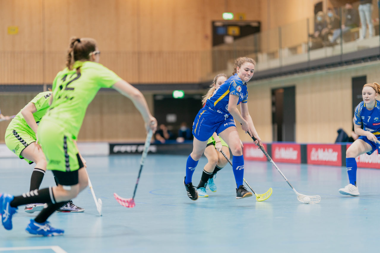 Frauen NLA Runde 9 2020/21, Switzerland: 10.01.2021, Kloten, Stighag, Noomi Überschlag (Nr. 94, Kloten-Dietlikon Jets) 

Credit: Claudio Schwarz, unihockey-fotos.ch