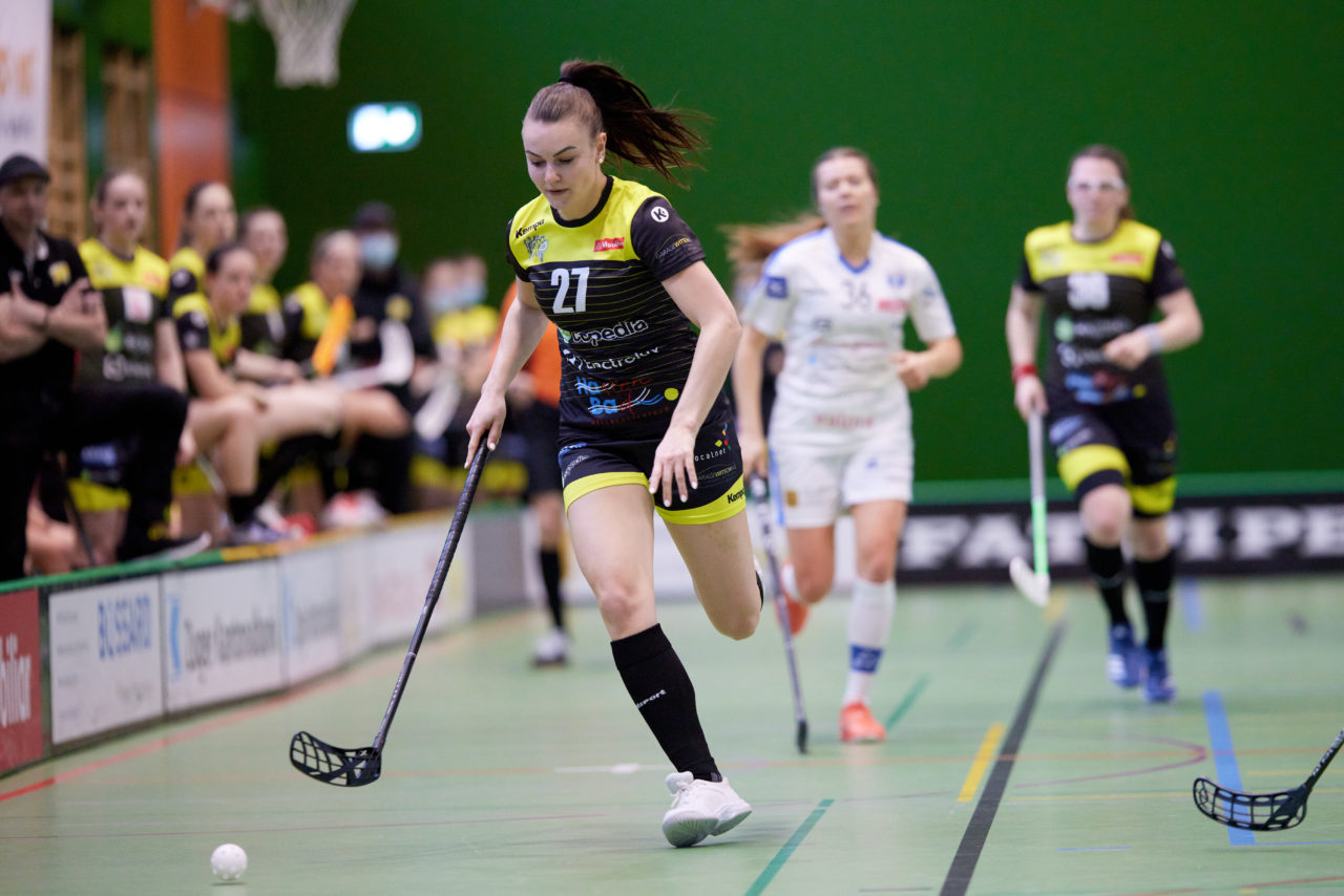 Frauen Playoff Viertelfinal drittes Spiel 
Zug United - Wizards Bern Burgdorf am 6. März 2021 in der Sporthalle der Kantonsschule Zug 
Bild: Michael Peter